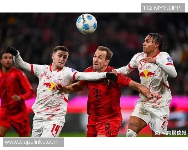 拜仁慕尼黑大胜莱比锡,牢固守住德甲榜首位置 拜仁慕尼黑大胜莱比锡,牢固守住德甲榜首位置